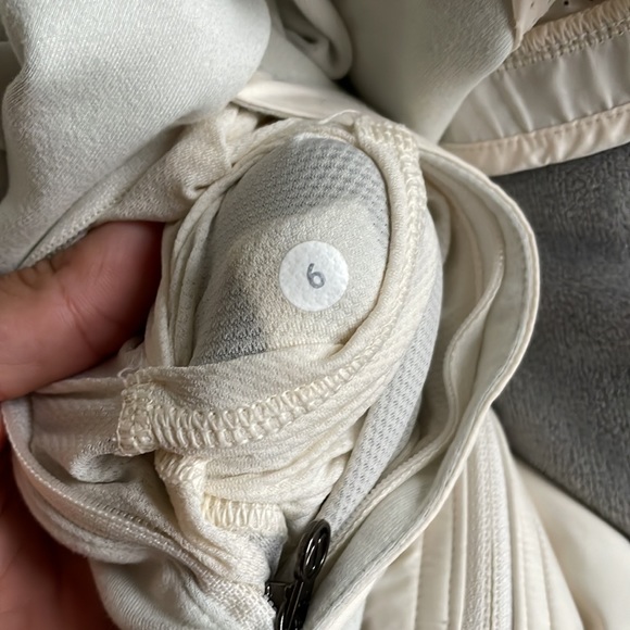 Lululemon nylon BBL jacket - Picture 7 of 8